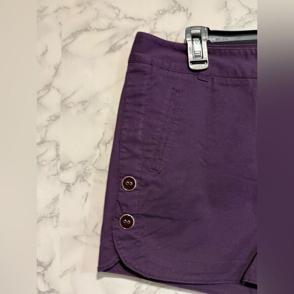NEW The Limited Easy Short Purple Button-Accent Shorts Size 10 - Picture 2 of 8